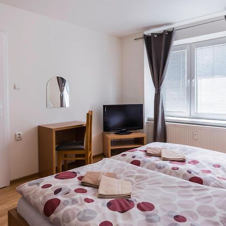 Apartmany Humenne Luaran gambar