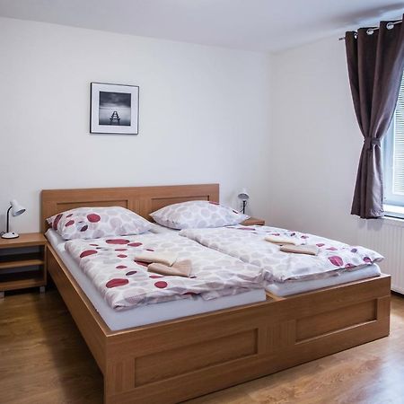 Apartmany Humenne Luaran gambar